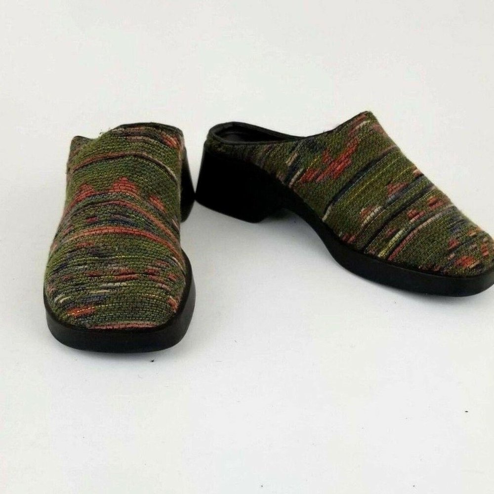 Inspired Soles by Arteffects Black Orange Clogs 7